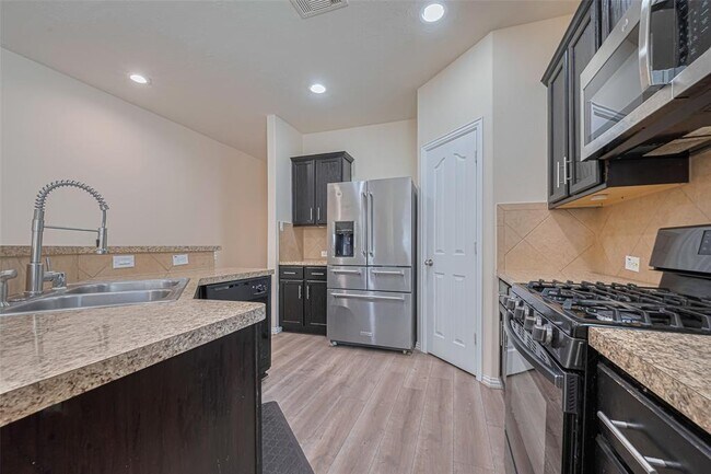 Building Photo - 1514 Hardy Stone Dr