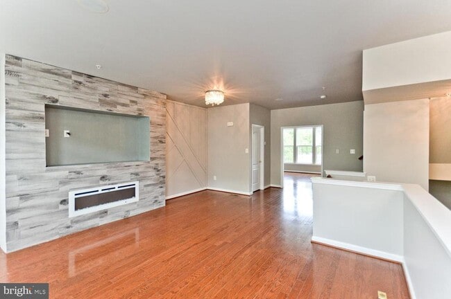 Building Photo - 8315 Gibbs Way