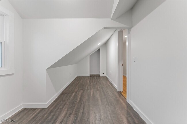 Building Photo - 23815 Woodway Rd