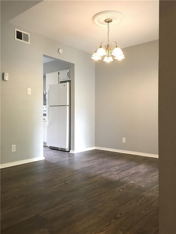 Building Photo - 1703 Timberwood Dr