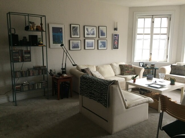 Living room - 1218 Central St