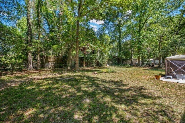 Building Photo - Updated Home Off Old Bainbridge Road