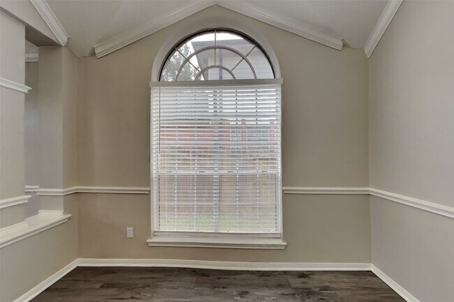 Building Photo - 17111 Cradle Cove Ct