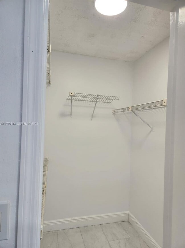 Building Photo - 3816 SW 68th Way