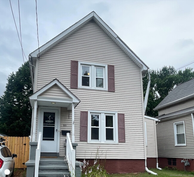 Primary Photo - 86 Webb St