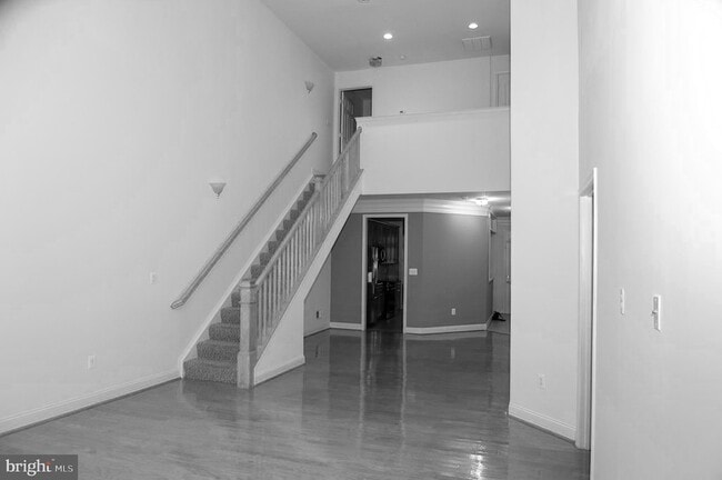 Building Photo - 13204 Rabbit Chase Rd