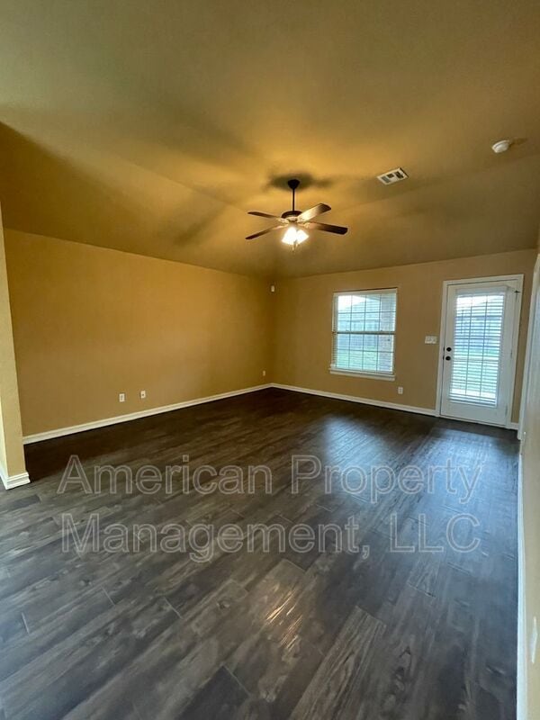 Building Photo - 13046 E 133rd Pl N