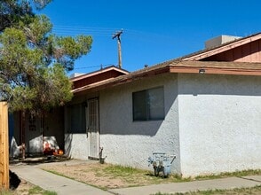 Building Photo - 736CO