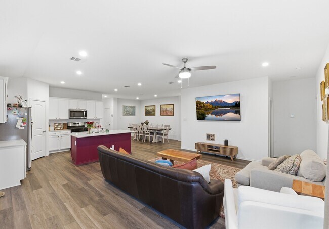Building Photo - 322 Coral Drift Ct