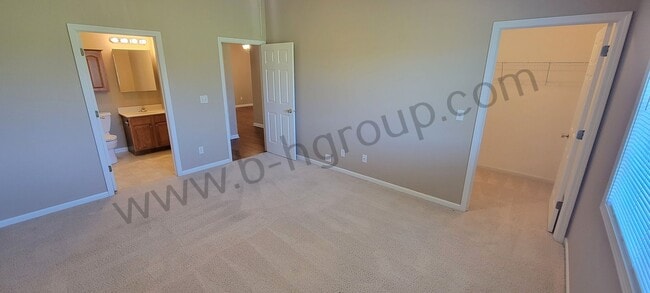 Building Photo - Sun Pointe Village Condo