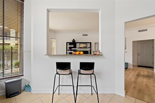 Building Photo - 3001 NE 185th St