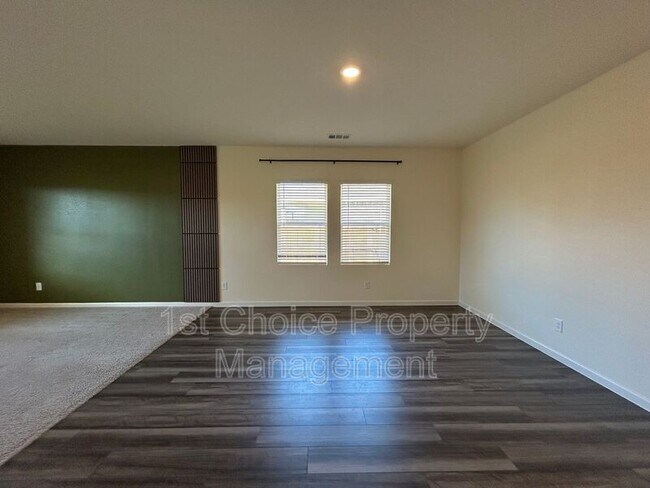 Building Photo - 8229 Pitchfork Dr