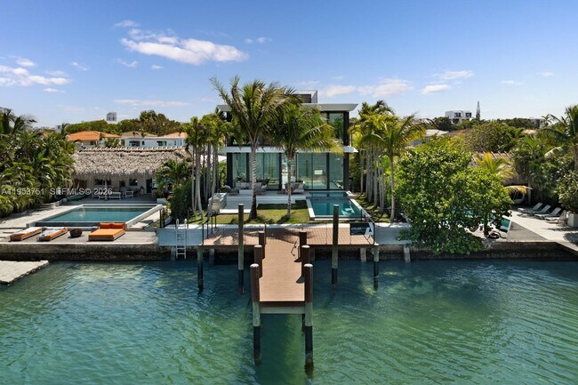 Building Photo - 701 86th St