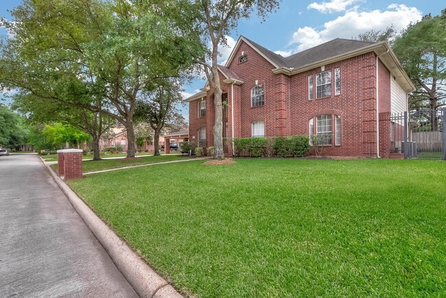 Building Photo - 17323 Jackson Pines Dr