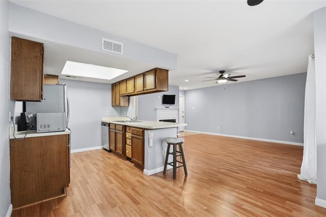 Building Photo - 2535 Wedglea Dr