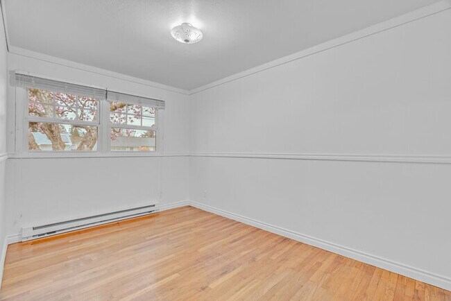 Building Photo - 12620 SW 12th St