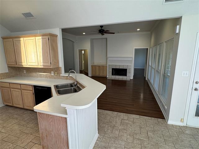 Building Photo - 1509 River Hill Dr