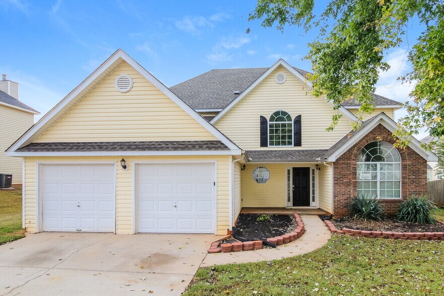 Primary Photo - 25 Carrington Cir