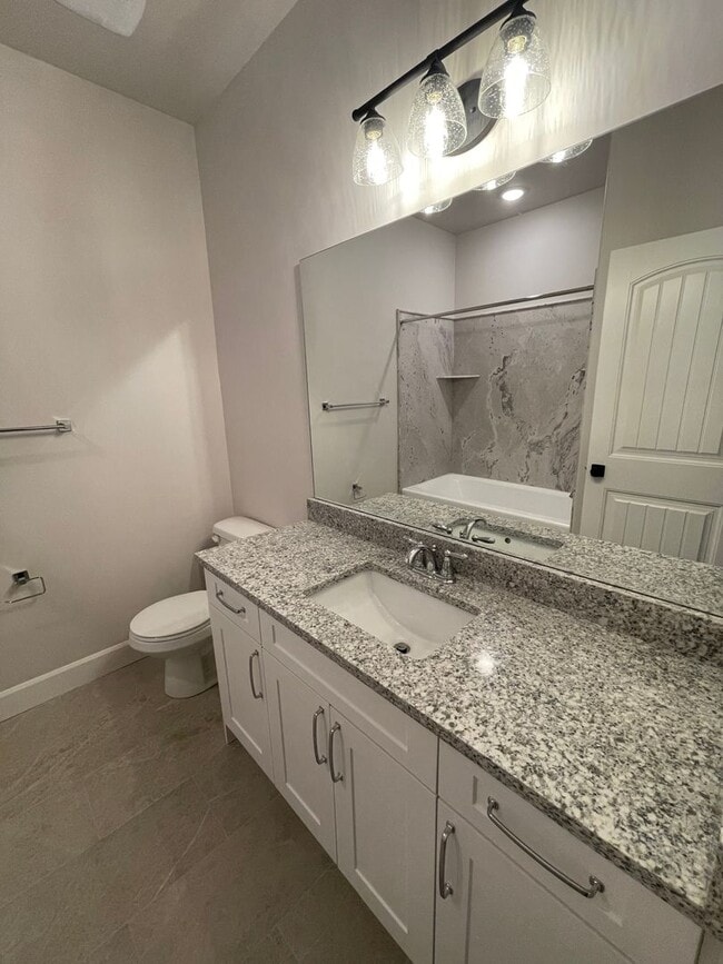 Building Photo - Italian Villages | 3-Bedroom Townhome