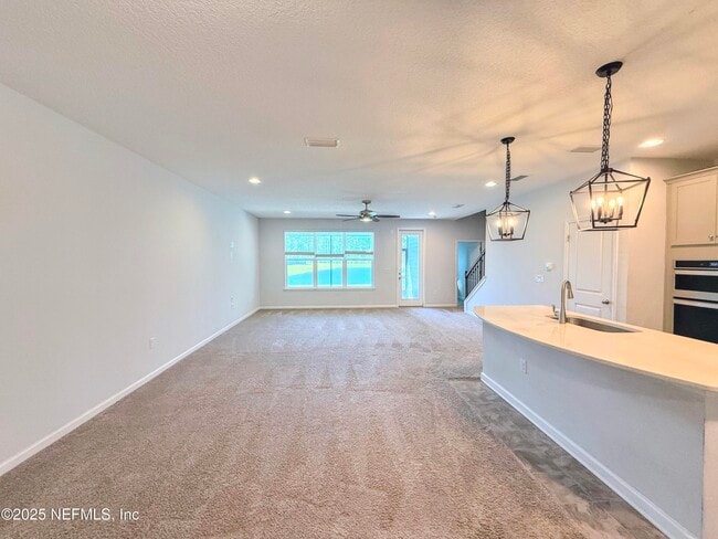 Building Photo - 55 Tamar Ct