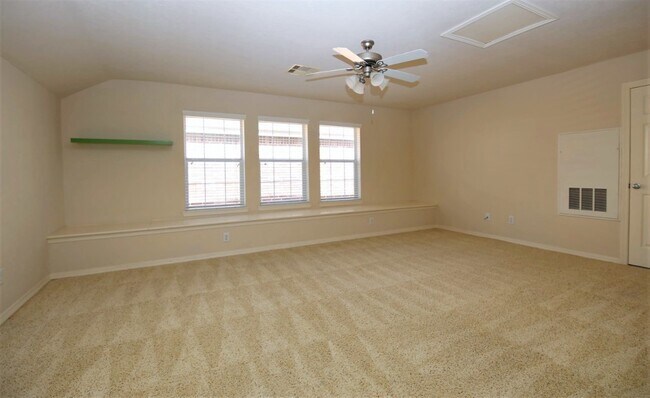 Building Photo - 13315 Olive Trce