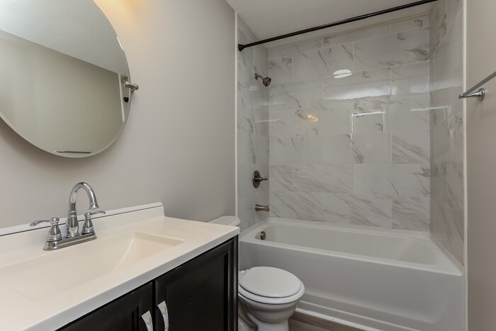 Building Photo - 249 Cranklen Cir