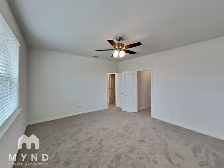 Building Photo - 821 FIREROCK LN