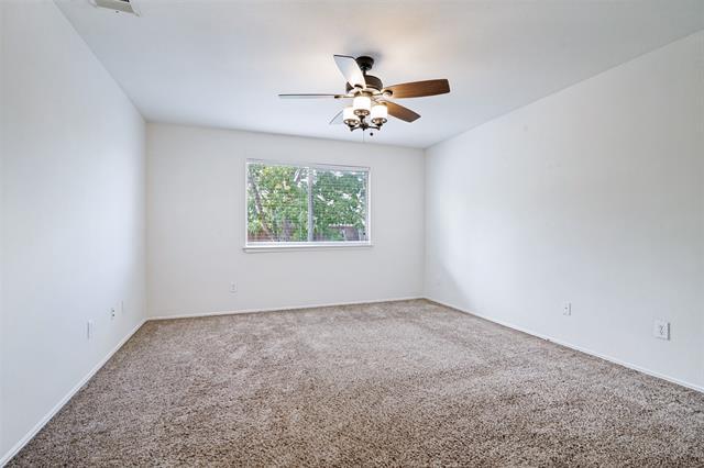 Building Photo - 813 Cooper Ln