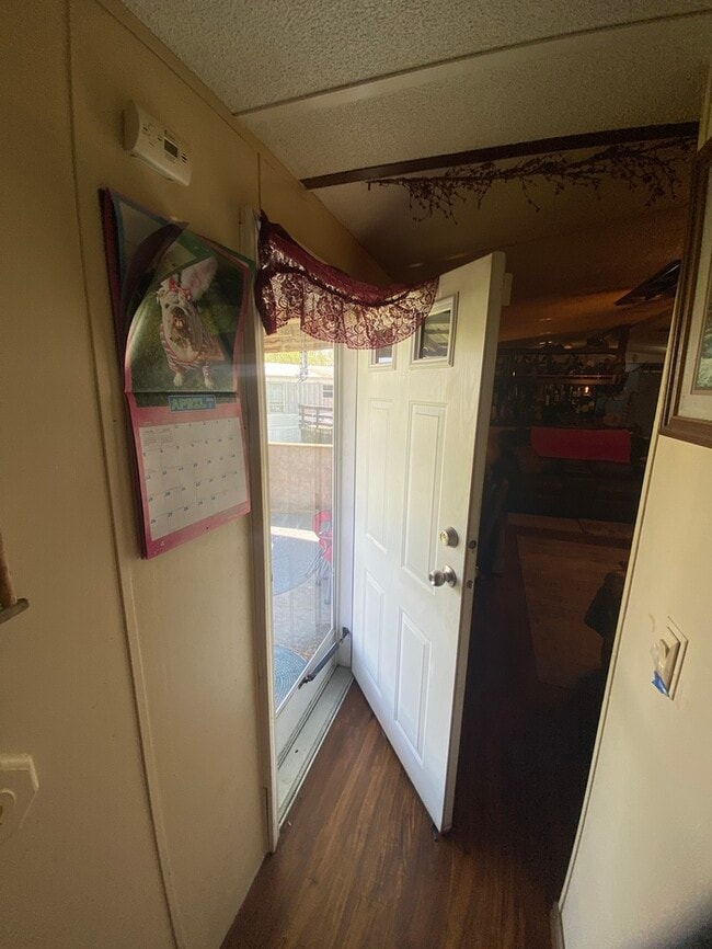 Building Photo - 1197 Ward Pl