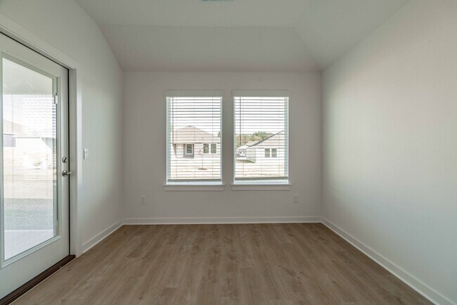 Building Photo - 4530 W Canyon Run Dr