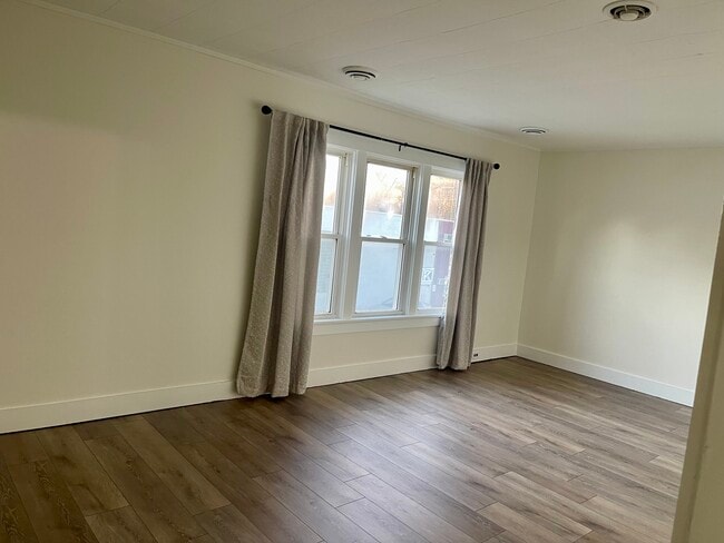 Building Photo - 1820 Crowley St