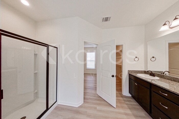 Building Photo - 101 Salvat Dr