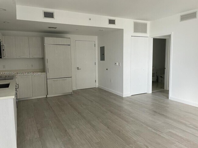 Building Photo - 55 SW 9th St