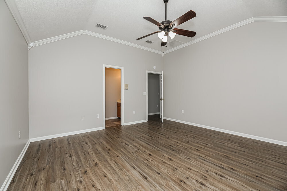 Building Photo - 3168 Tower Oaks Dr