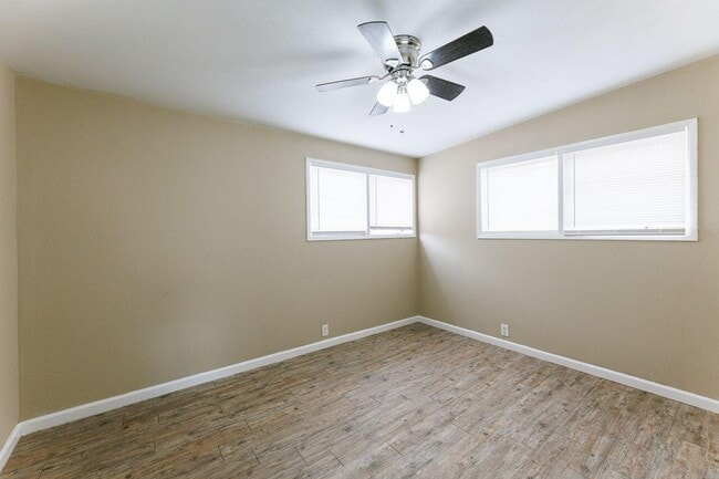 Building Photo - 2107 48th St