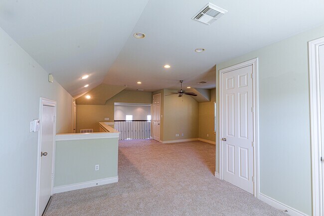 Building Photo - 1314 Sherwood Springs Ln