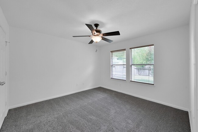 Building Photo - 5440 N Buffalo Cir