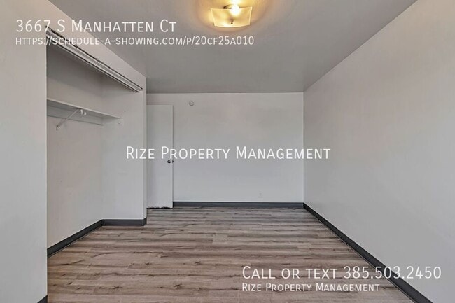 Building Photo - 3667 Manhattan Ct