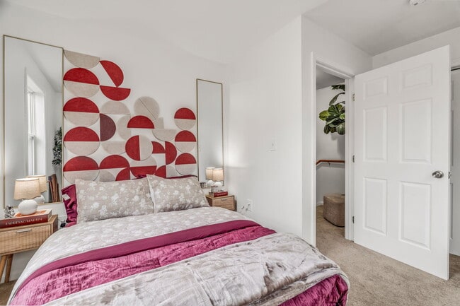 Building Photo - 114 Cove Rd