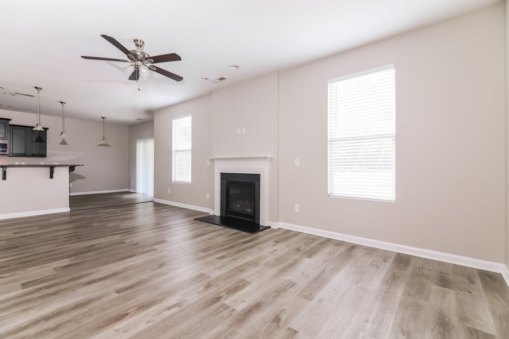 Building Photo - 3640 Tule Spring St