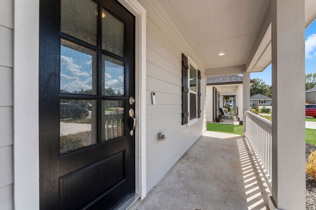 Building Photo - 9915 Opal Stone Wy