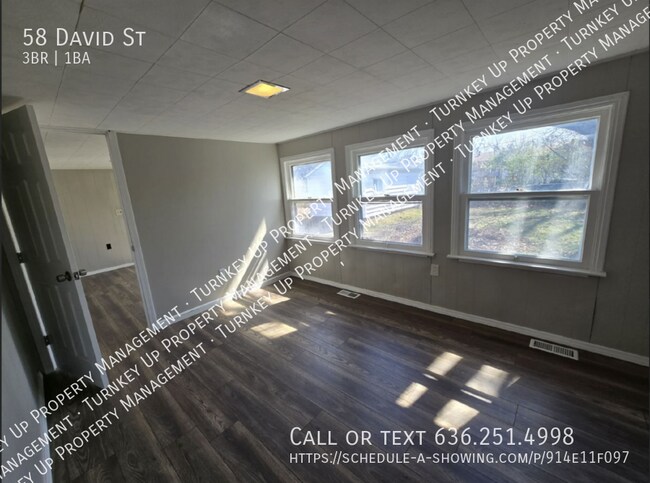 Building Photo - 58 David St