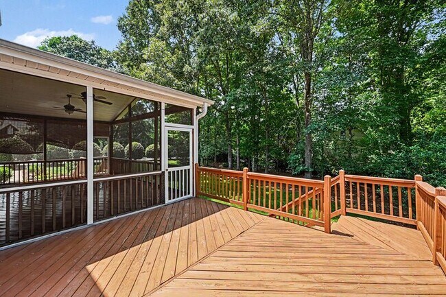 Building Photo - 10403 Persimmon Creek Dr