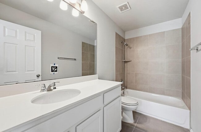Building Photo - 209 Noddy Rd