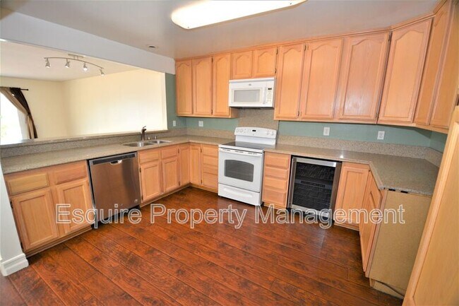 Building Photo - 1629 Pierside Ln