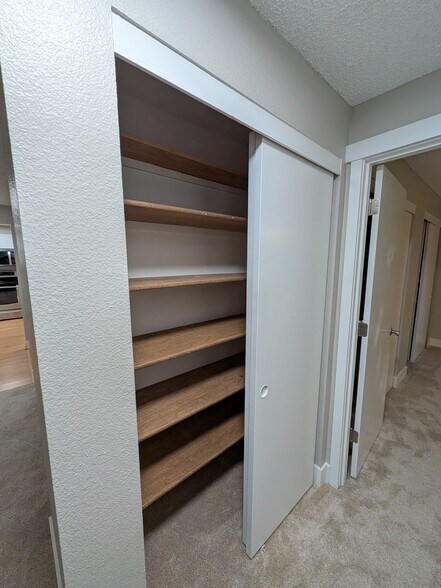 Building Photo - 3509 SE 11th St