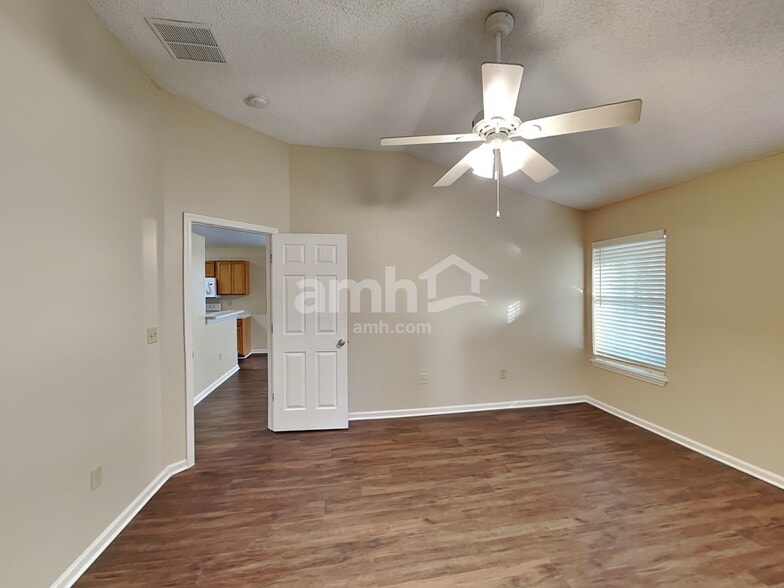 Building Photo - 2708 Secret Harbor Dr