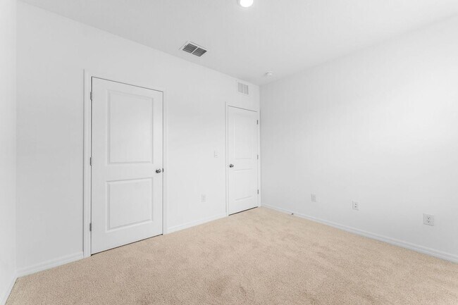 Building Photo - 10583 Dusty Boot Rd