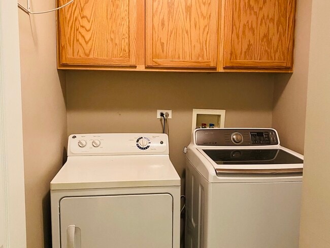 Building Photo - 2745 Borkshire Ln