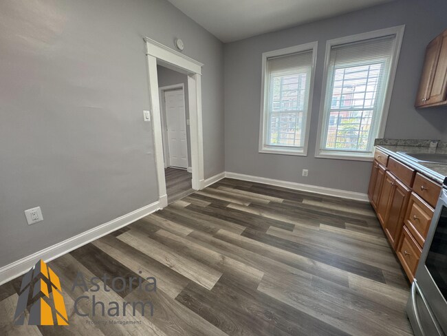 Building Photo - Updated 4 Bedroom Home in the Heart of Bal...